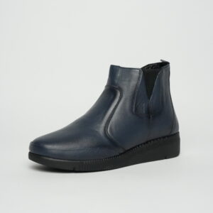 7 Stonewall Sneakers